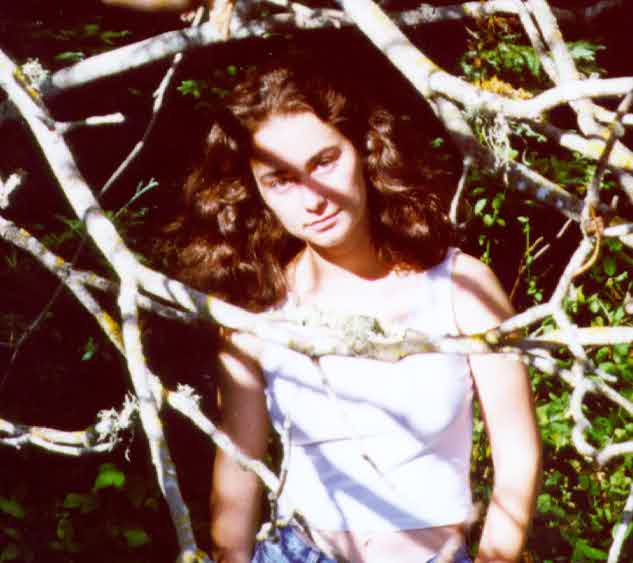 phaedra_branches_close