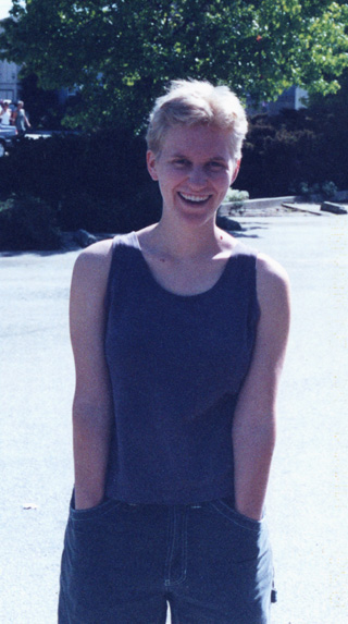 carolyn-grinning_in_parking_lot