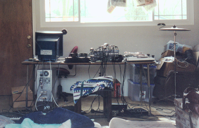 2001-monkeys-setup