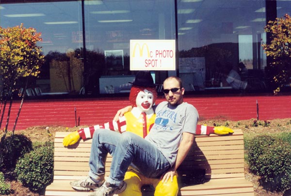 2001-road_trip-ronald_and_garote